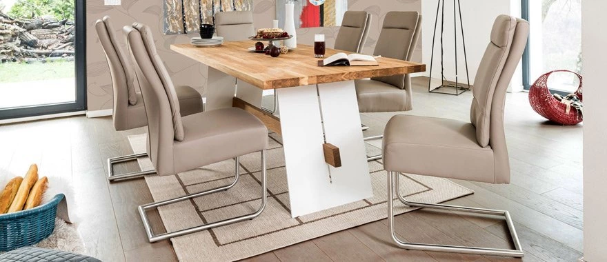 Krzesła tapicerowane i stół dębowy nowoczesny